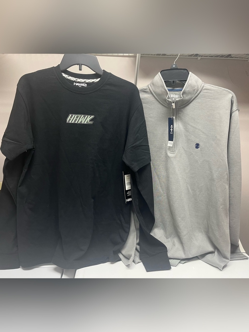 Men’s Size M Clothing Bundle NWT HAWK Long Sleeve Shirt & IZOD Quarter Zip